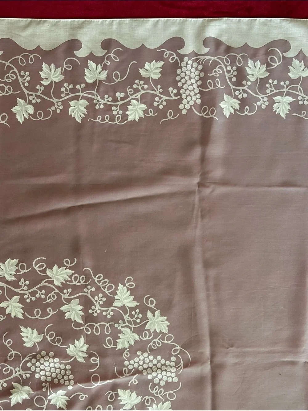 Makylene vintage tablecloth